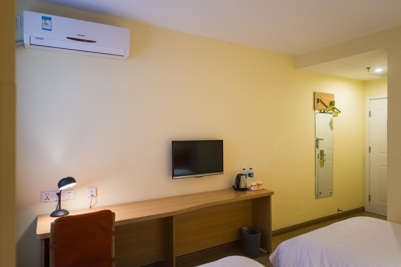 Home Inn Chongqing Nanping Pedestrian Street Branch Exteriör bild